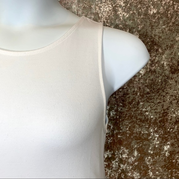 Athleta Cloudlight Twist Back Tank - Picture 3 of 6